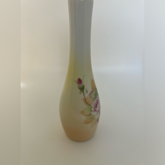 Lefton Bud Vase - Picture 5 of 8